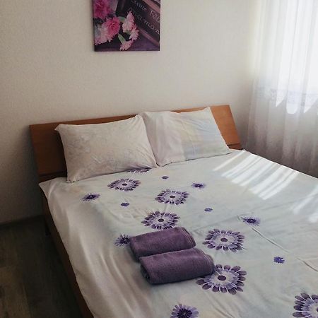 Cozy Apartment Near The Airport "Kyiv" Ngoại thất bức ảnh